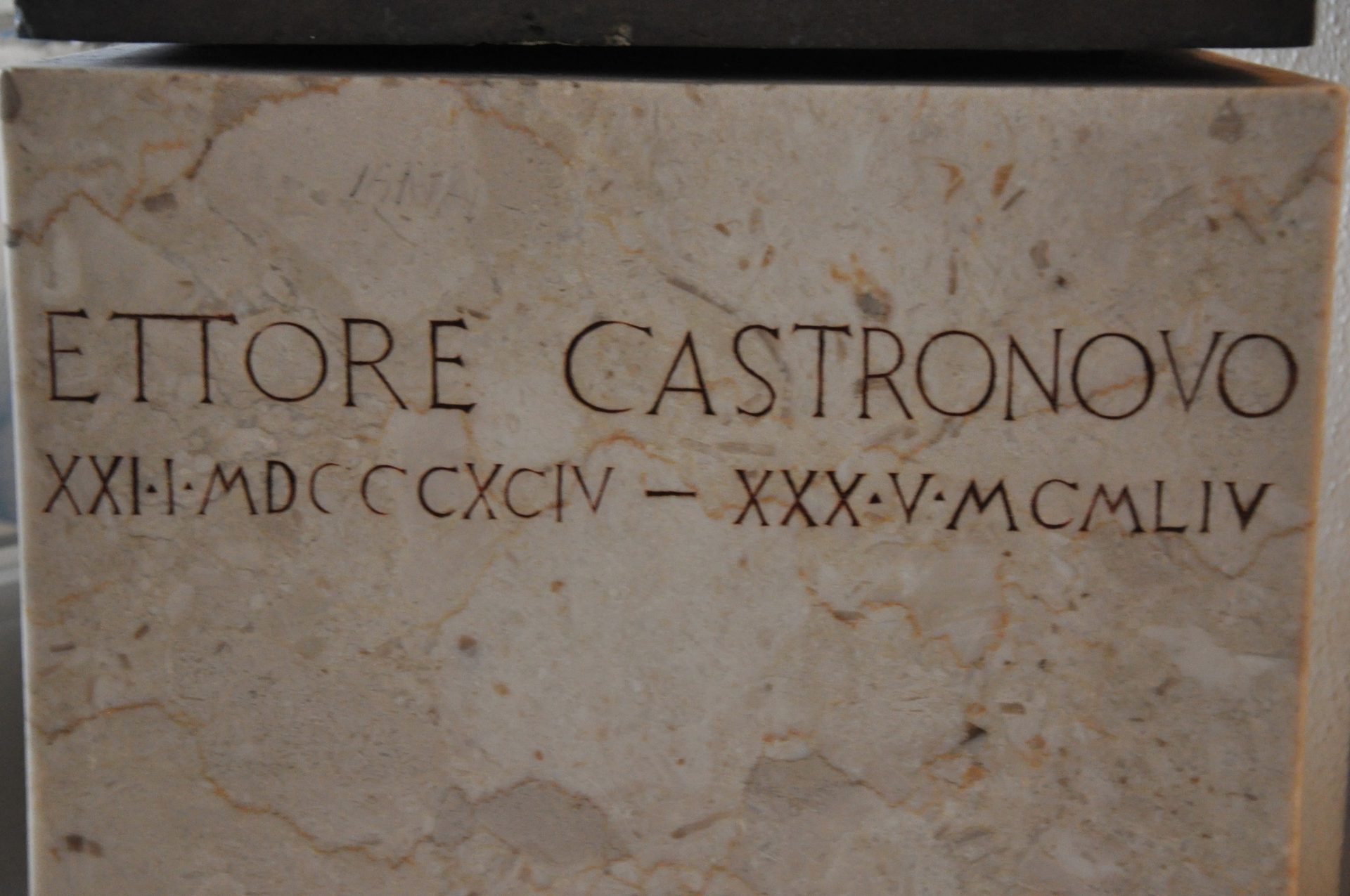 5-Ettore Castronovo's Bust.JPG